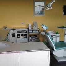 BEHANDLUNGSZIMMER